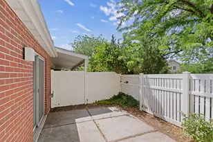 77 W Pheasantbrook Cir N, Centerville, UT 84014 - Photo 31