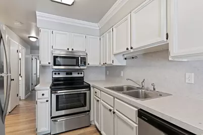 77 W Pheasantbrook Cir N, Centerville, UT 84014 - Photo 13