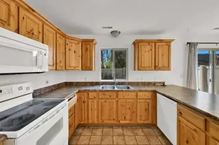 761 N Blackhorse Dr E, Spanish Fork, UT 84660 - Photo 9