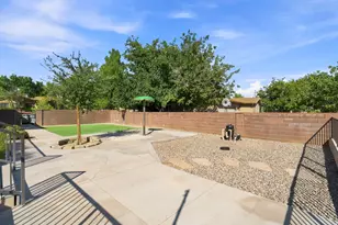 509 W Damascus Dr, Bloomington, UT 84790 - Photo 29