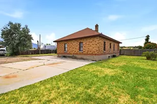 1718 W 3300 S, Ogden, UT 84401 - Photo 25