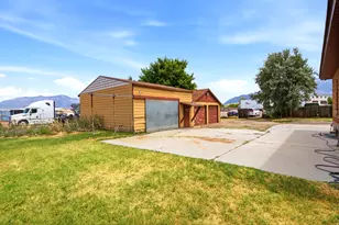1718 W 3300 S, Ogden, UT 84401 - Photo 27