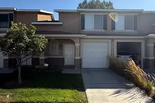 715 W Villa Bluff Dr S, Sandy, UT 84070 - Photo 1