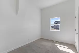158 E 29th St S, Ogden, UT 84401 - Photo 13
