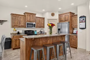 819 W 1450 S, Springville, UT 84663 - Photo 7