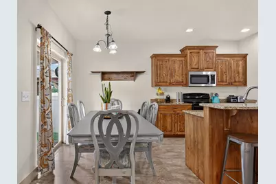 819 W 1450 S, Springville, UT 84663 - Photo 15
