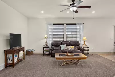 819 W 1450 S, Springville, UT 84663 - Photo 19