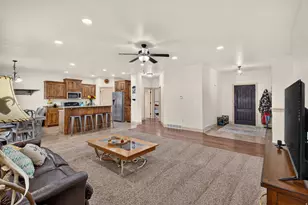 819 W 1450 S, Springville, UT 84663 - Photo 23