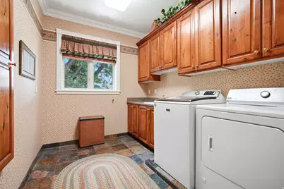 357 S Aspen Dr, Mapleton, UT 84664 - Photo 19