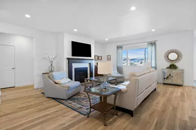 5420 N Cliffrose Dr, Eagle Mountain, UT 84005 - Photo 11
