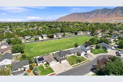 205 E Clermont Ln, Stansbury Park, UT 84074 - Photo 31