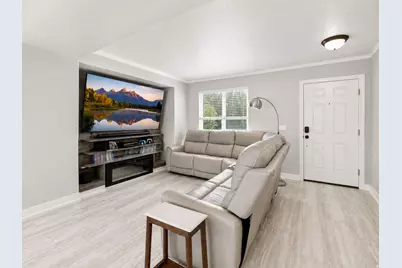 205 E Clermont Ln, Stansbury Park, UT 84074 - Photo 5