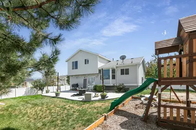 5902 W Wolf Creek Ct S, Salt Lake City, UT 84118 - Photo 23