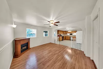 556 W Greenleaf Dr, Murray, UT 84123 - Photo 11