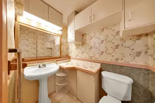 556 W Greenleaf Dr, Murray, UT 84123 - Photo 9