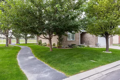 1207 W Bryce Jeffery Dr, Riverton, UT 84065 - Photo 9