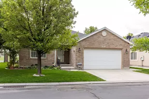 1207 W Bryce Jeffery Dr, Riverton, UT 84065 - Photo 31