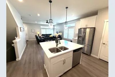 5696 W Pelican Ridge Ln, West Valley, UT 84118 - Photo 5