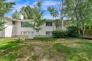 5714 S Laurelwood St, Holladay, UT 84121 - Photo 35