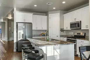 1149 N Verde St, Washington, UT 84780 - Photo 7