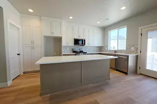 2951 N Devon Dr, Plain City, UT 84404 - Photo 3