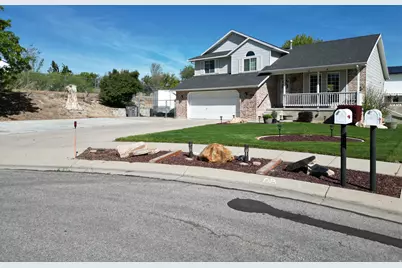 1896 W Orchard View Cir, South Jordan, UT 84095 - Photo 3
