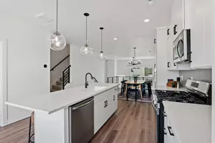 1485 W Burke Ln N, Farmington, UT 84025 - Photo 9
