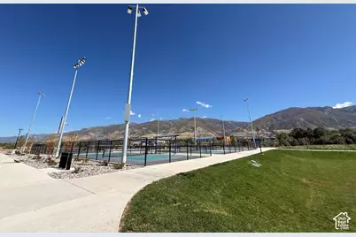 1485 W Burke Ln N #102, Farmington, UT 84025 - Photo 19
