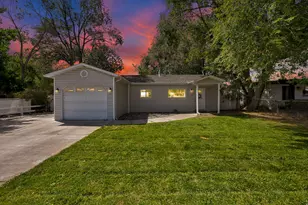 10282 S Zinnia Way, Sandy, UT 84094 - Photo 1