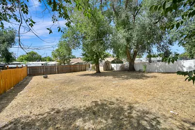 10282 S Zinnia Way, Sandy, UT 84094 - Photo 15