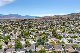 14234 S Crown Rose Dr W, Herriman, UT 84096 - Photo 31