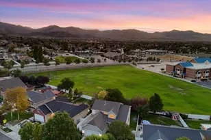 14234 S Crown Rose Dr W, Herriman, UT 84096 - Photo 39