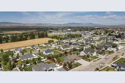 393 N 390 E, Richmond, UT 84333 - Photo 47