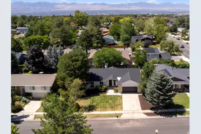 9828 S 2240 E, Sandy, UT 84092 - Photo 5