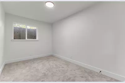 9828 S 2240 E, Sandy, UT 84092 - Photo 25