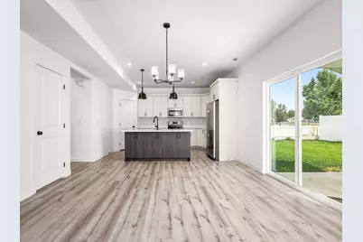244 N 200 E, Salem, UT 84653 - Photo 13