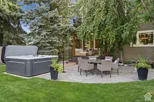 3226 E Marthas Cv, Cottonwood Heights, UT 84093 - Photo 11