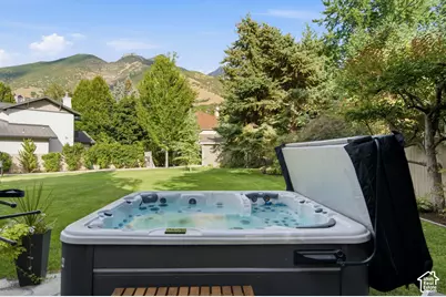 3226 E Marthas Cv, Cottonwood Heights, UT 84093 - Photo 13