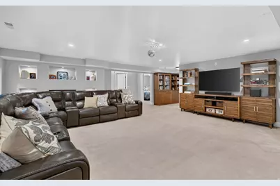 3226 E Marthas Cv, Cottonwood Heights, UT 84093 - Photo 27