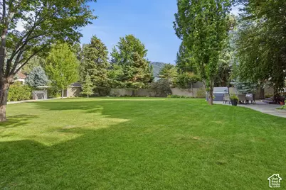 3226 E Marthas Cv, Cottonwood Heights, UT 84093 - Photo 15