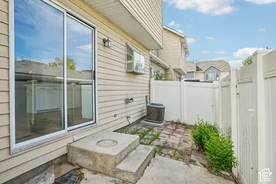 1098 S 1000 E #12, Provo, UT 84606 - Photo 15