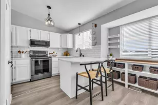 1927 N 950 W, Clinton, UT 84015 - Photo 5