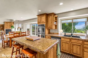 1062 E 1150 St N, Pleasant Grove, UT 84062 - Photo 27