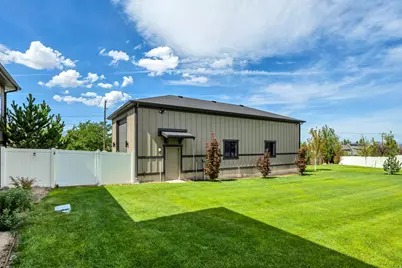6833 W Rose Canyon Rd, Herriman, UT 84096 - Photo 35