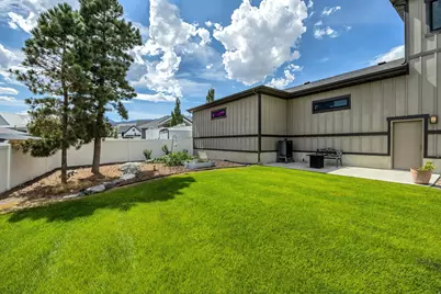 6833 W Rose Canyon Rd, Herriman, UT 84096 - Photo 37