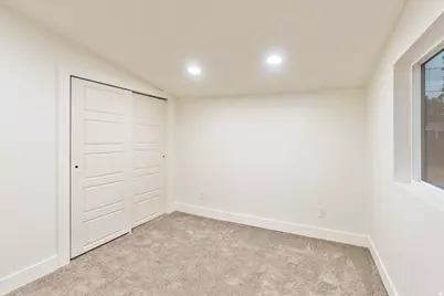 345 Hollywood Ave, Salt Lake City, UT 84115 - Photo 21