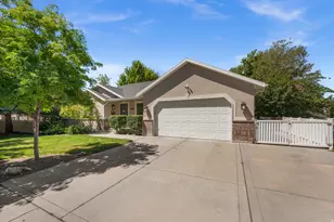 7920 S Pear Tree Circle, Sandy, UT 84094 - Photo 25