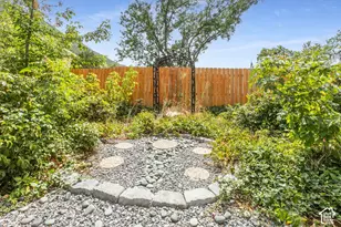3704 E Brighton Point Dr S, Cottonwood Heights, UT 84121 - Photo 43