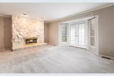 3704 E Brighton Point Dr S, Cottonwood Heights, UT 84121 - Photo 7