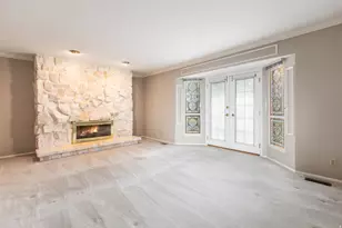 3704 E Brighton Point Dr S, Cottonwood Heights, UT 84121 - Photo 7